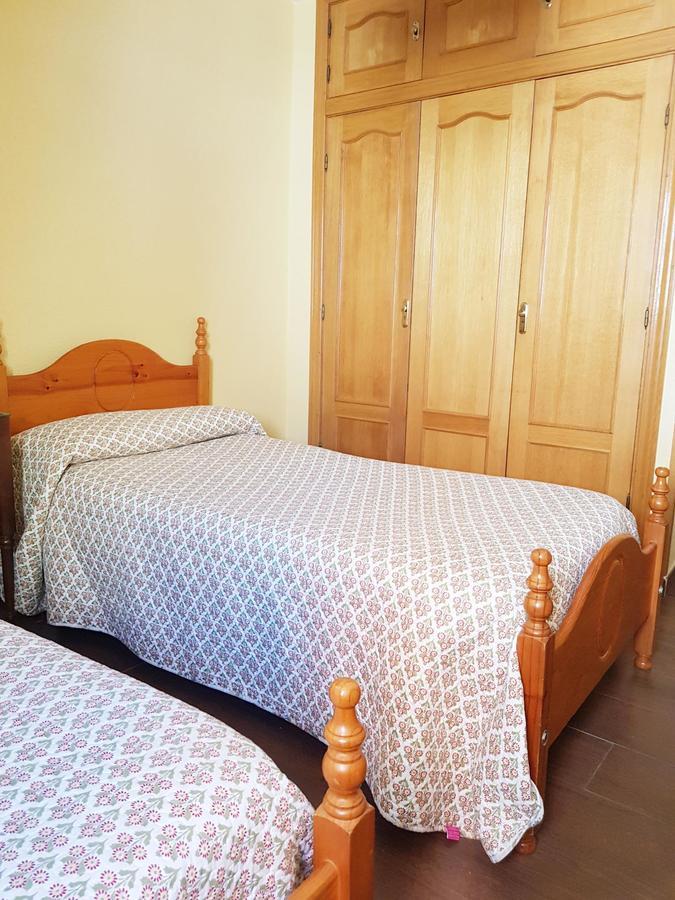 Hostal Puerta Bonita Vista Alegre Madrid Exterior photo