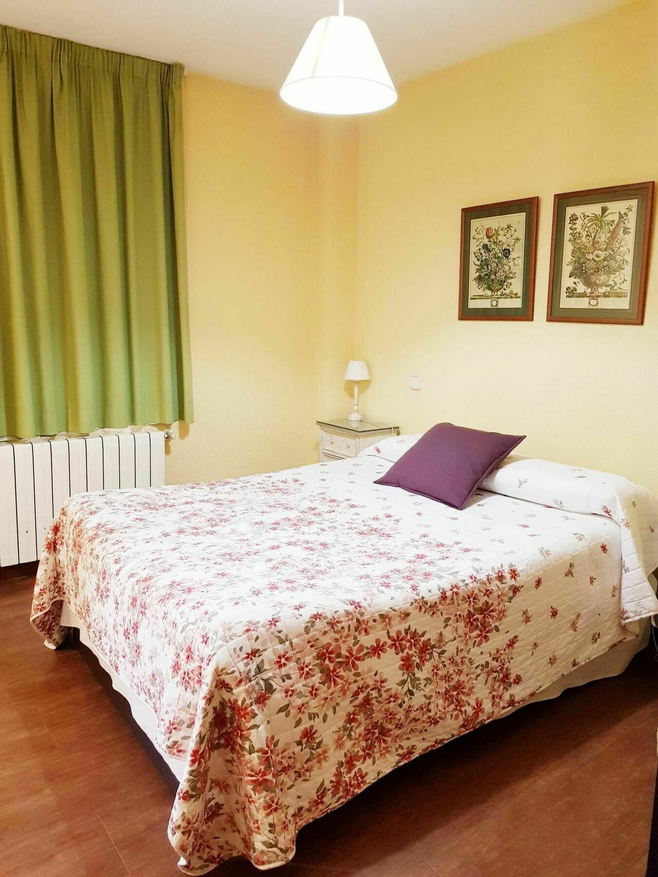 Hostal Puerta Bonita Vista Alegre Madrid Exterior photo